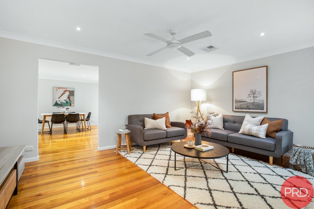 8 Gymea Place THORNTON 3