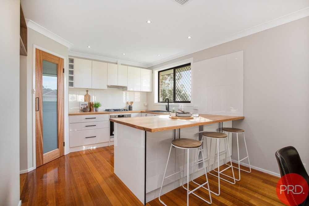 8 Gymea Place THORNTON 5