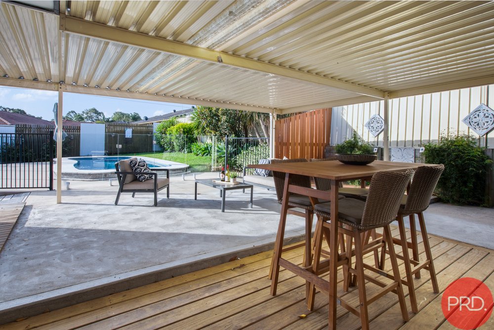 8 Gymea Place THORNTON 9