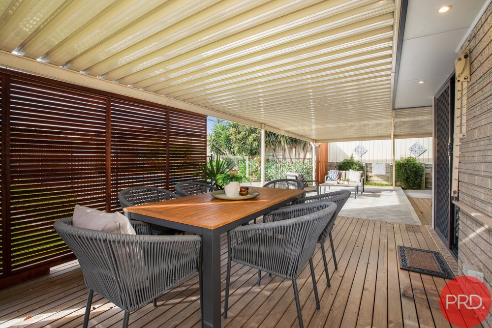 8 Gymea Place THORNTON 12