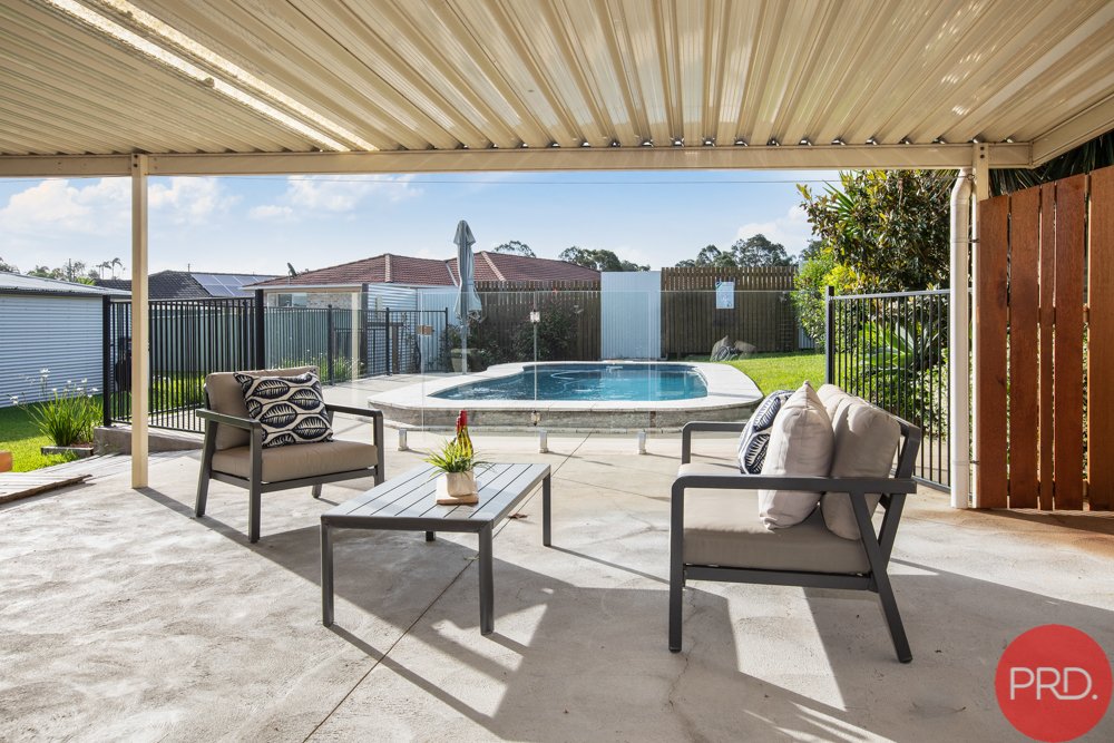 8 Gymea Place THORNTON 13