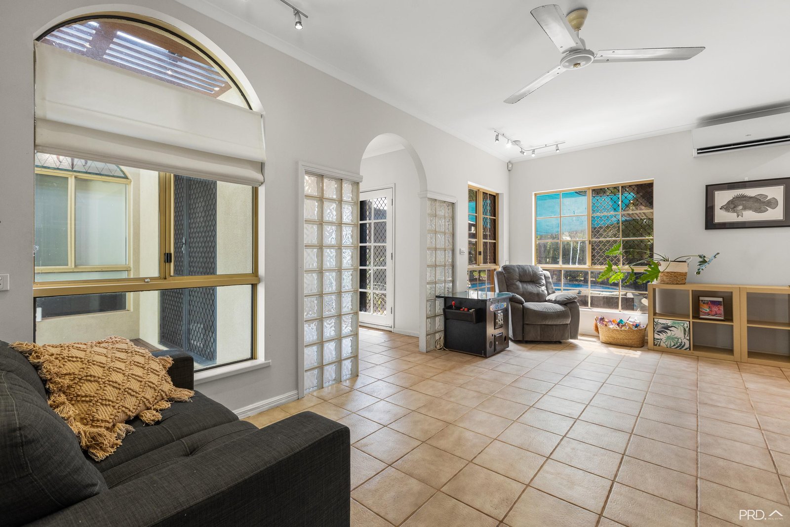 8 Harman Road CABLE BEACH 16