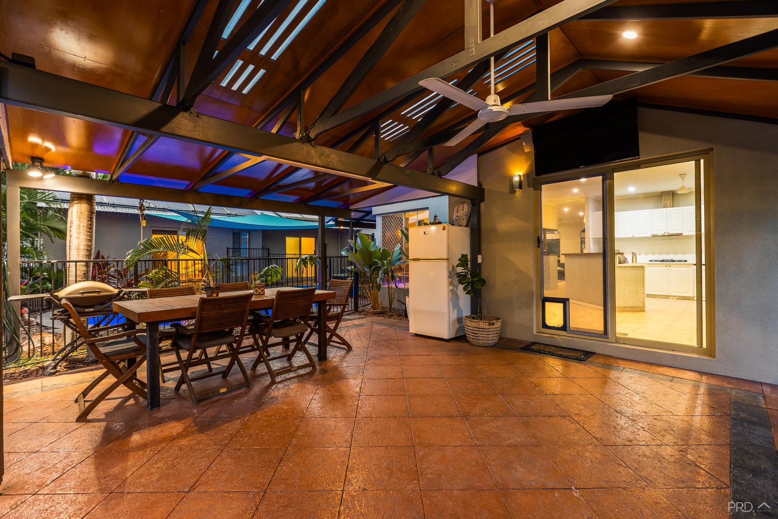 8 Harman Road CABLE BEACH 26