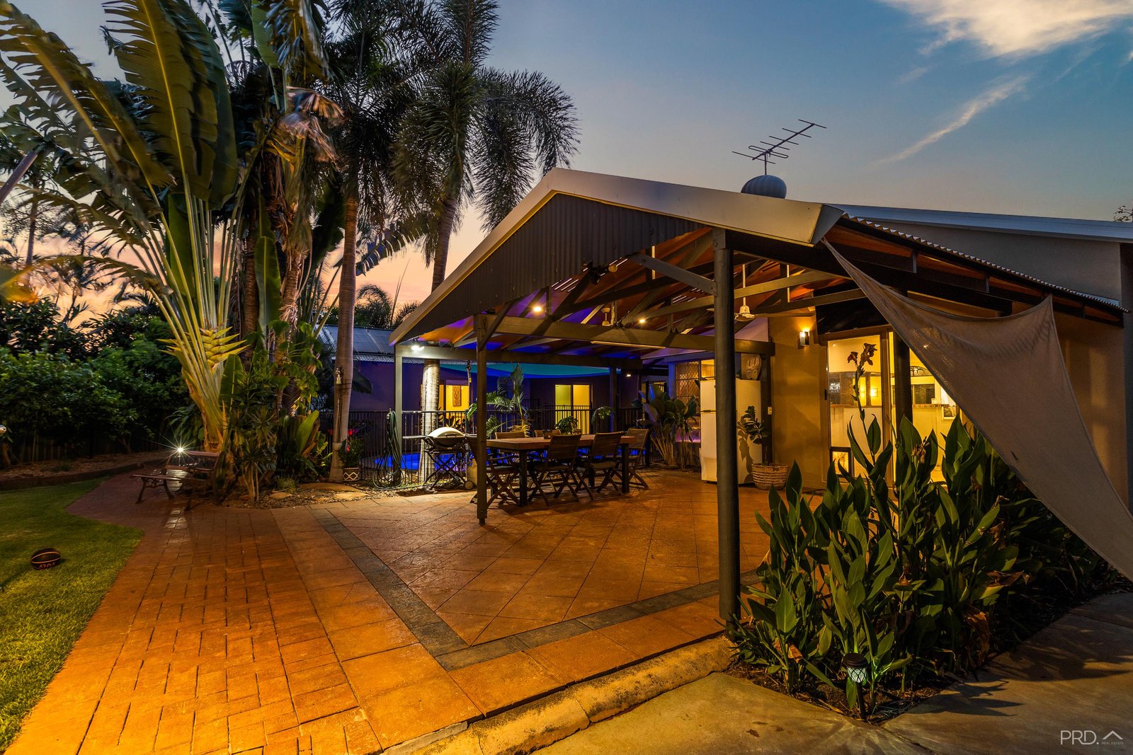 8 Harman Road CABLE BEACH 28