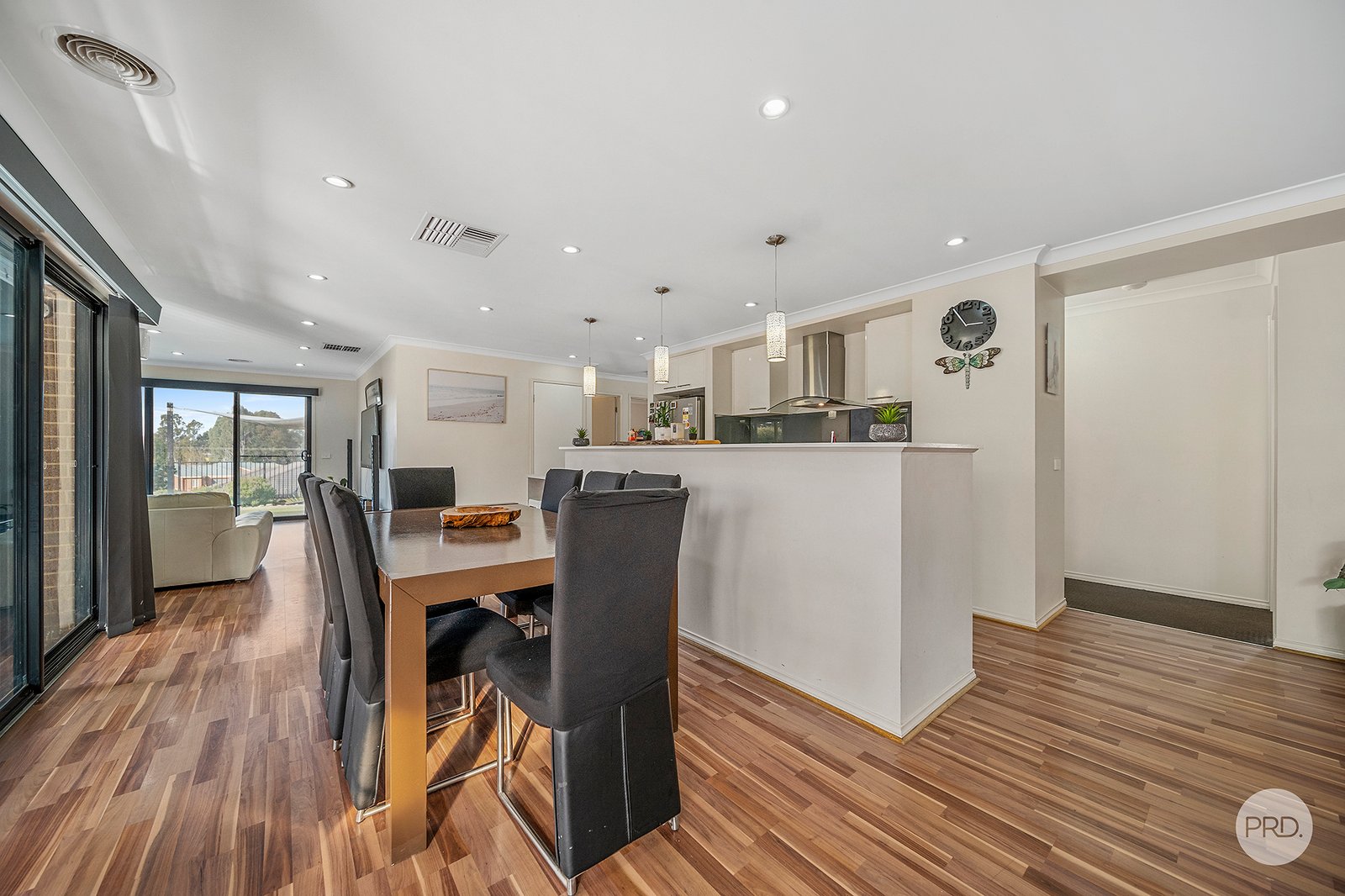 8 Harold Court WHITE HILLS 3