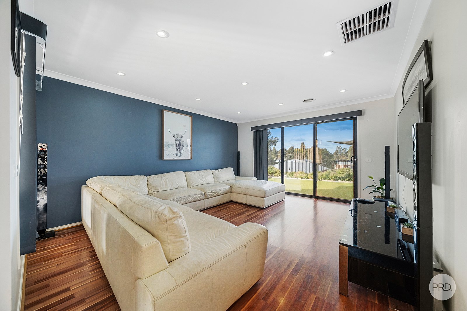 8 Harold Court WHITE HILLS 5