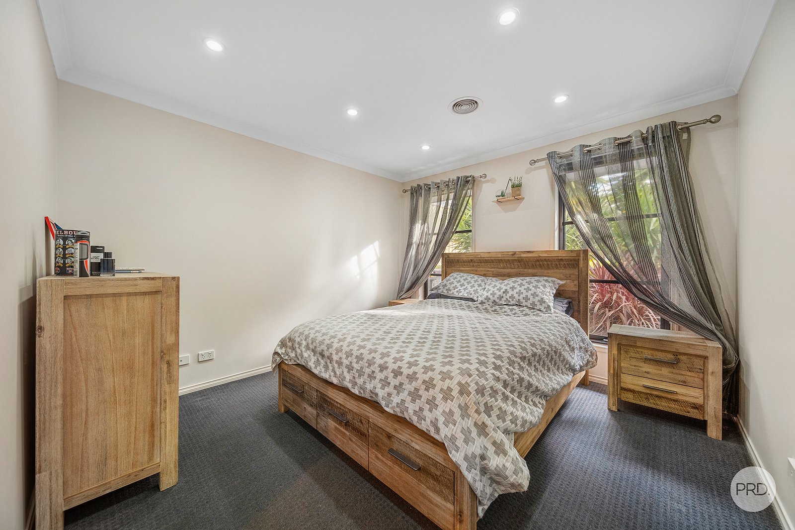 8 Harold Court WHITE HILLS 6