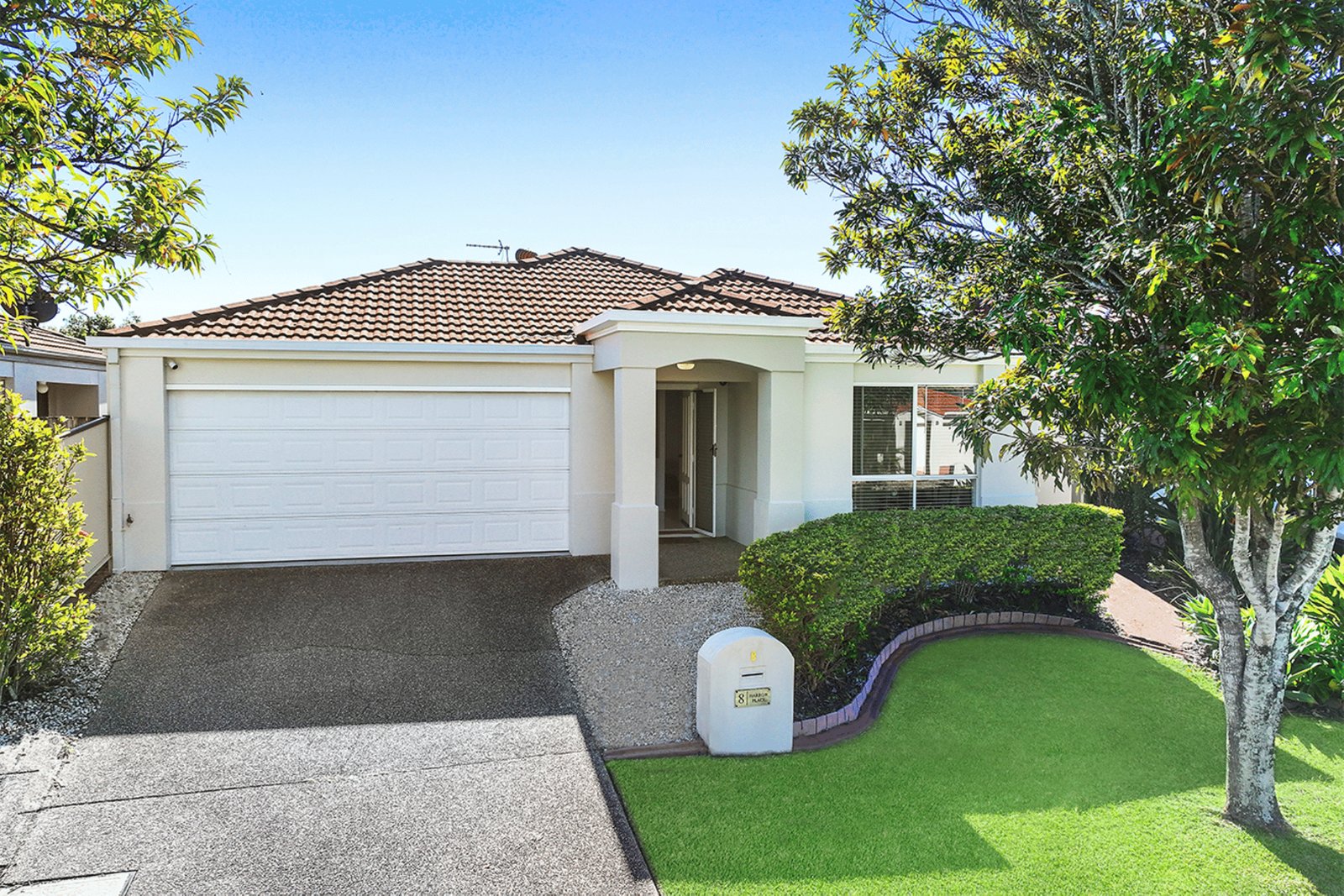 8 Harrow Place ARUNDEL 1