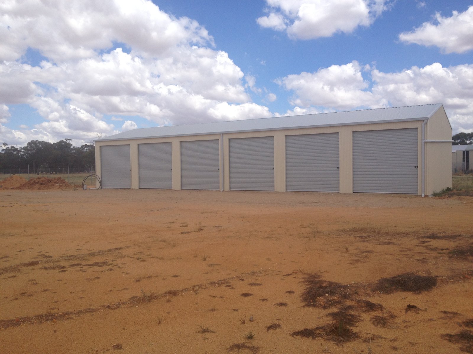 8 Harry Davies Drive LOCKHART 2