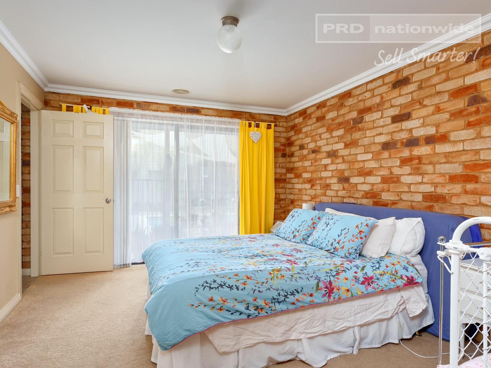 8 Headley Place KOORINGAL 11