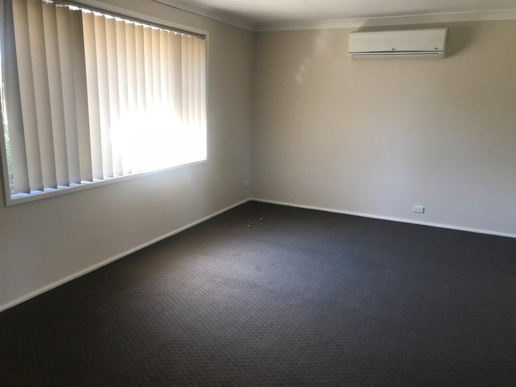 8 Heavey Street WERRINGTON 3