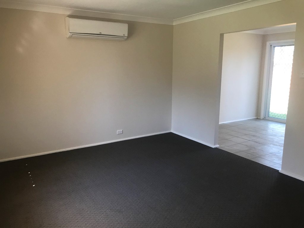 8 Heavey Street WERRINGTON 4