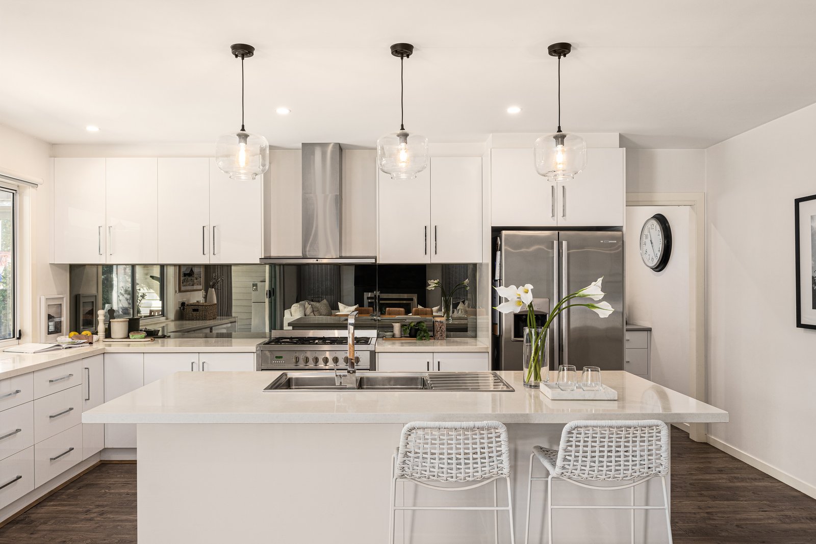 Real Estate and Property in 8 Heffernan Court, Woodend, VIC