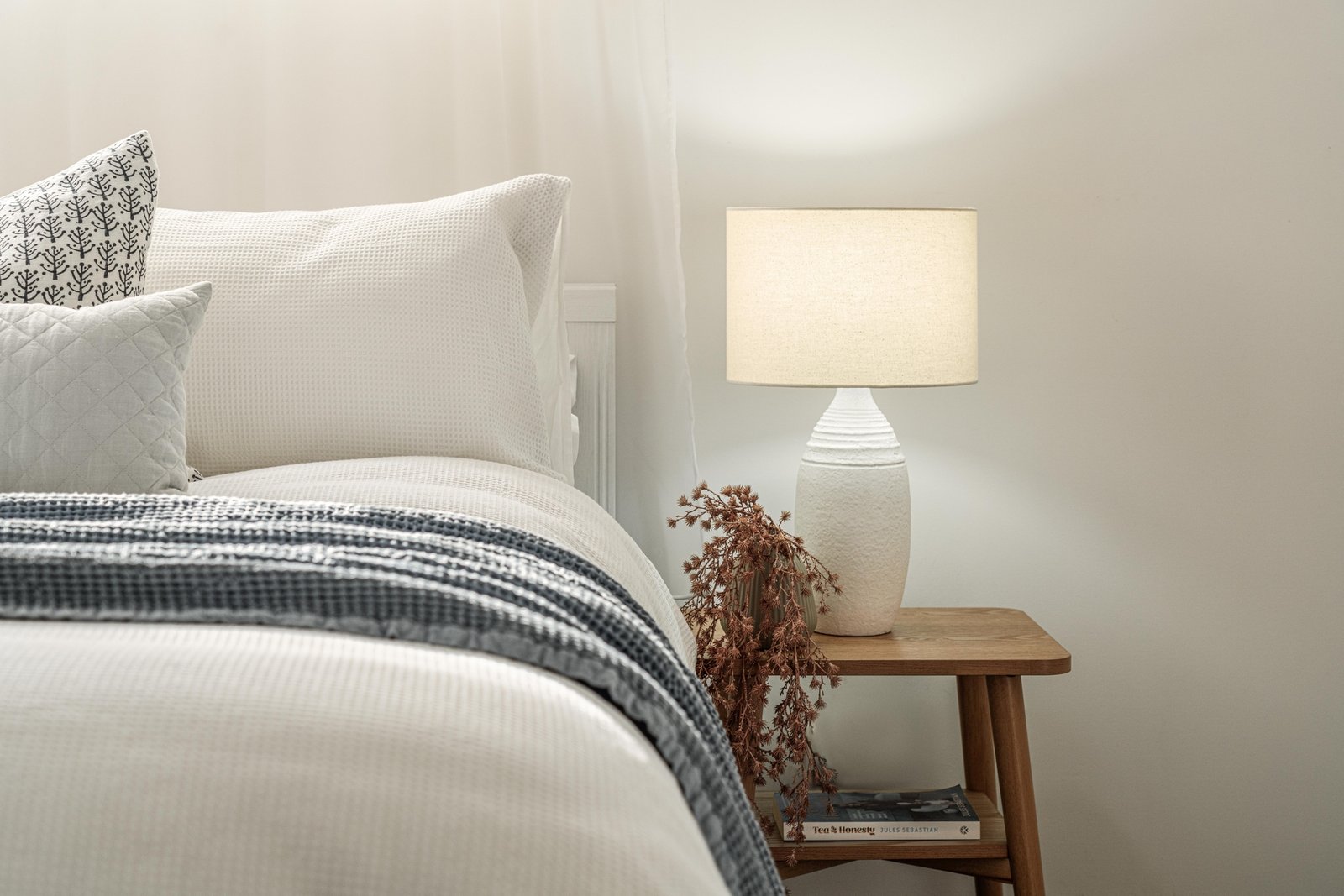 Real Estate and Property in 8 Heffernan Court, Woodend, VIC