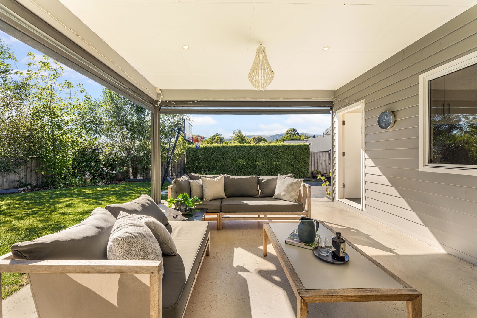 Real Estate and Property in 8 Heffernan Court, Woodend, VIC