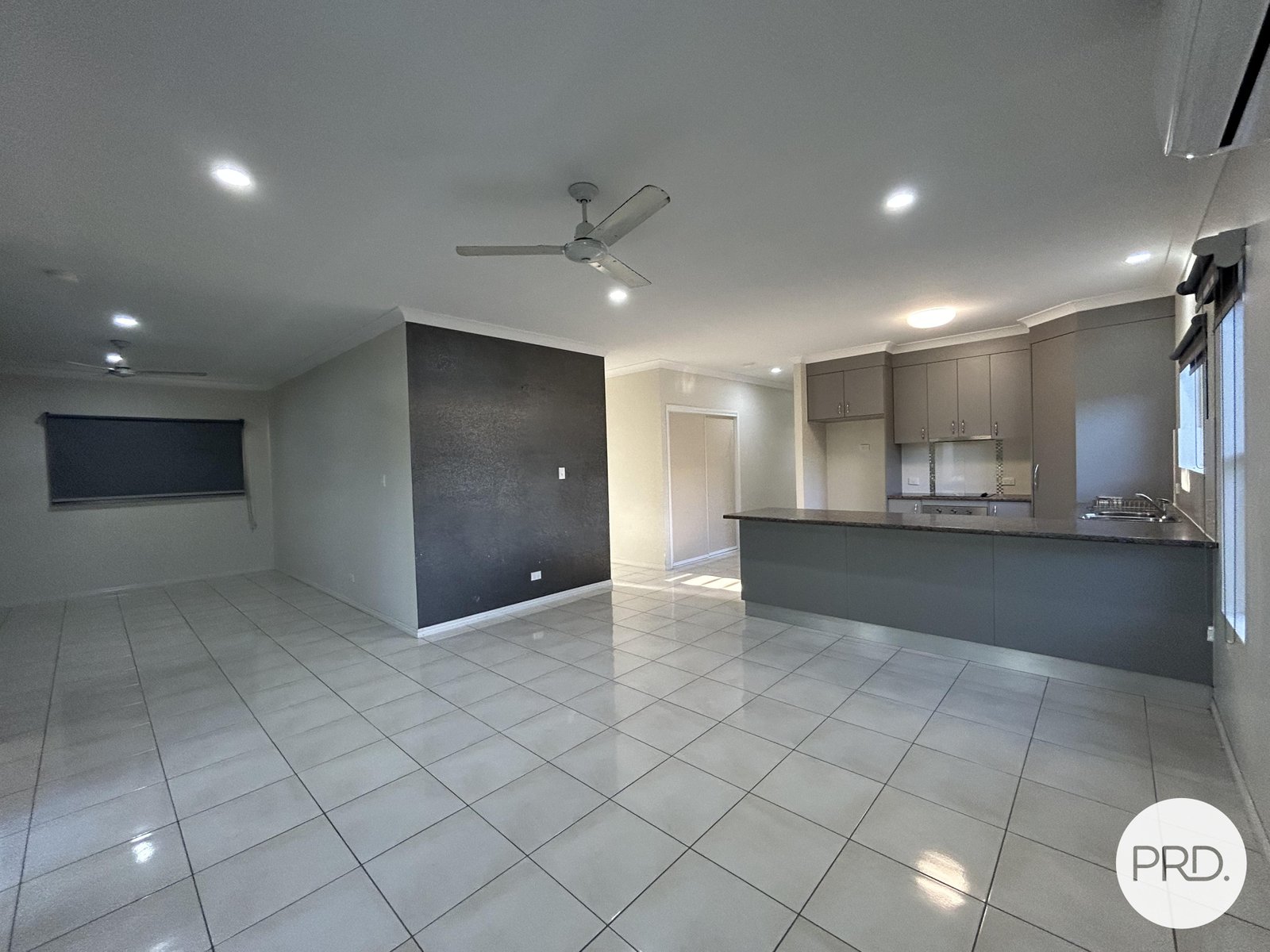 8 Helmsman Drive BUCASIA 2