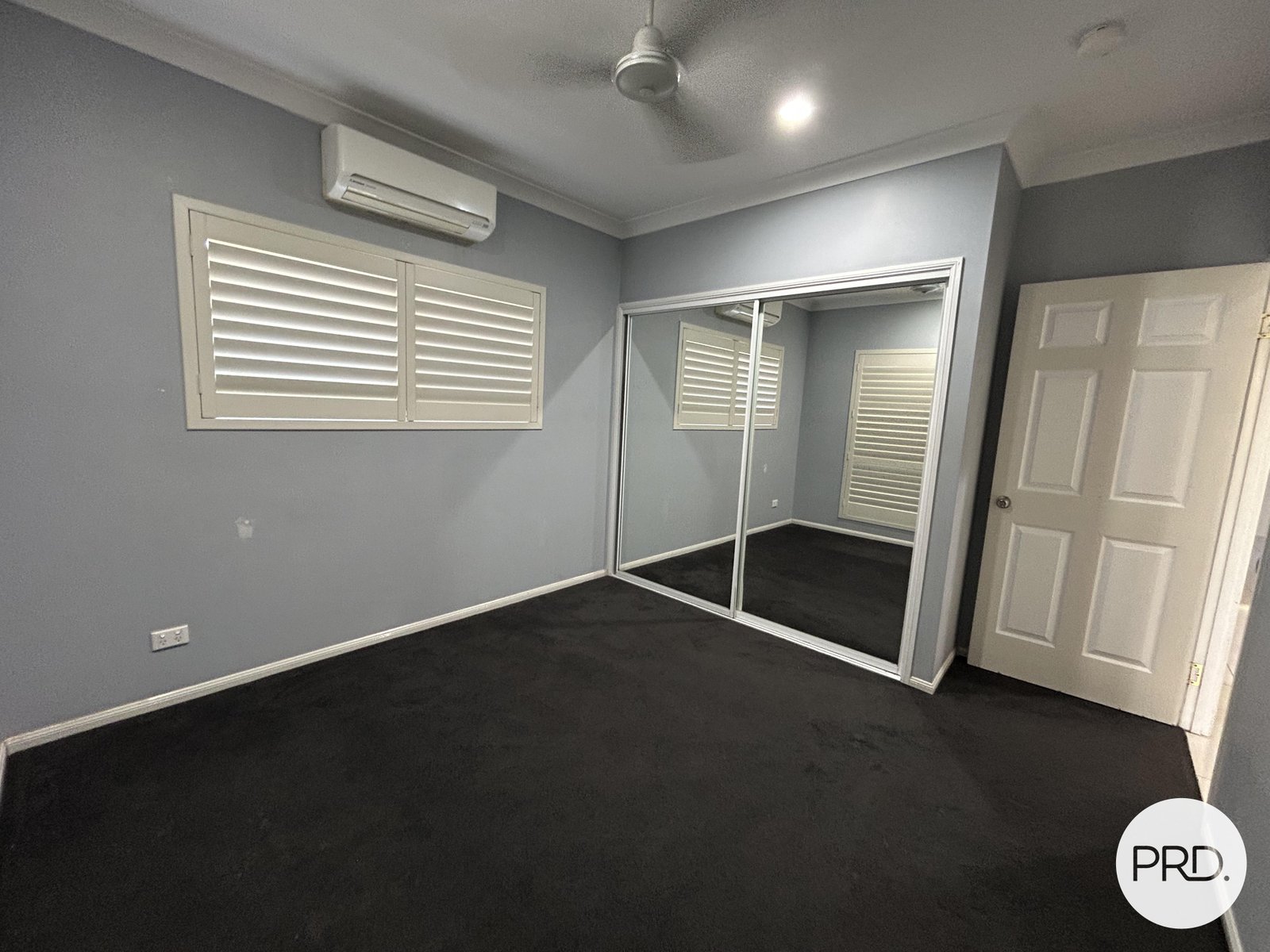 8 Helmsman Drive BUCASIA 5