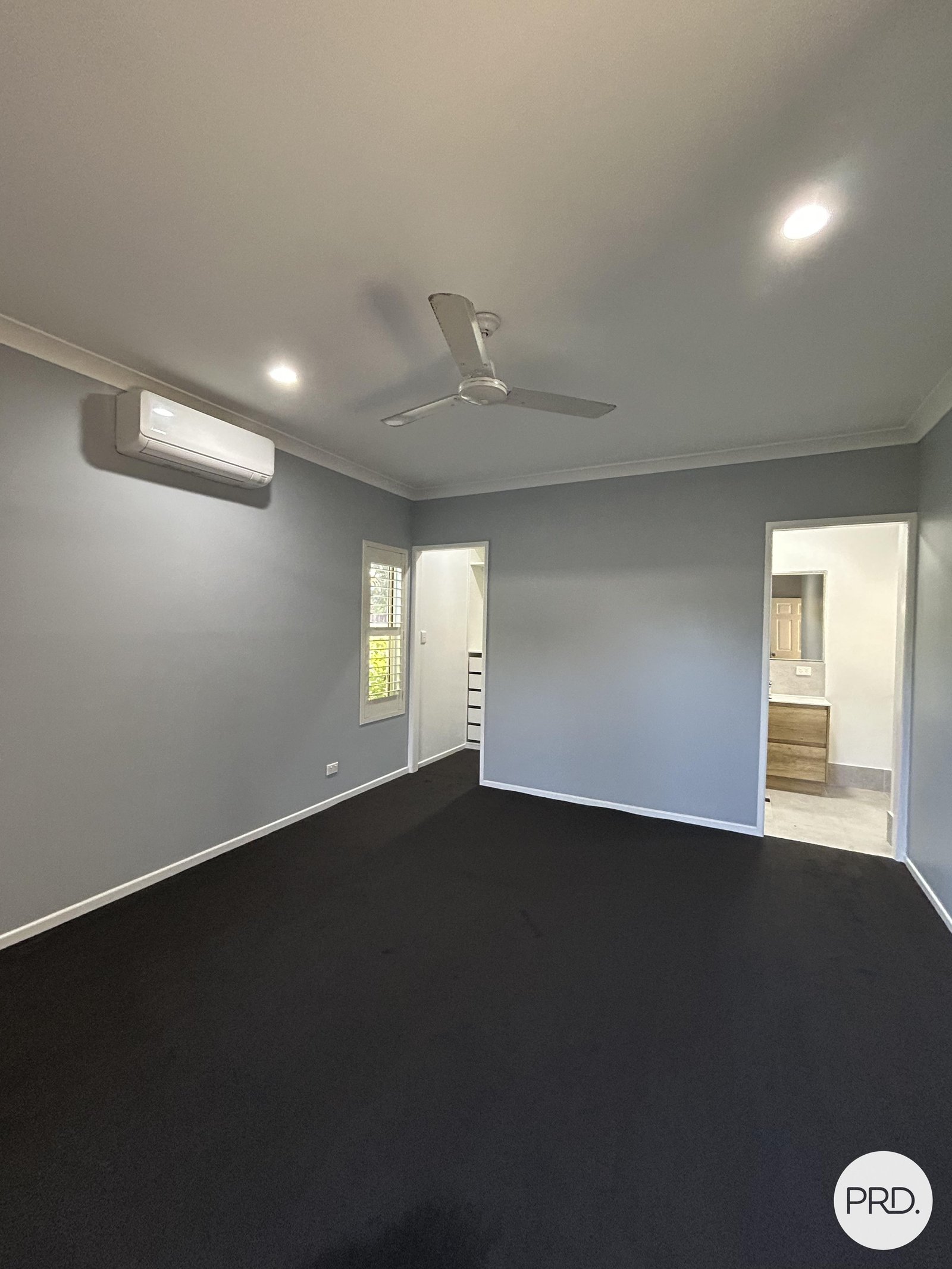 8 Helmsman Drive BUCASIA 6