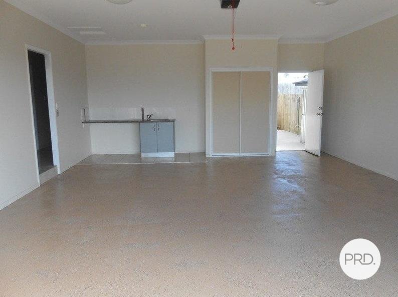 8 Helmsman Drive BUCASIA 10