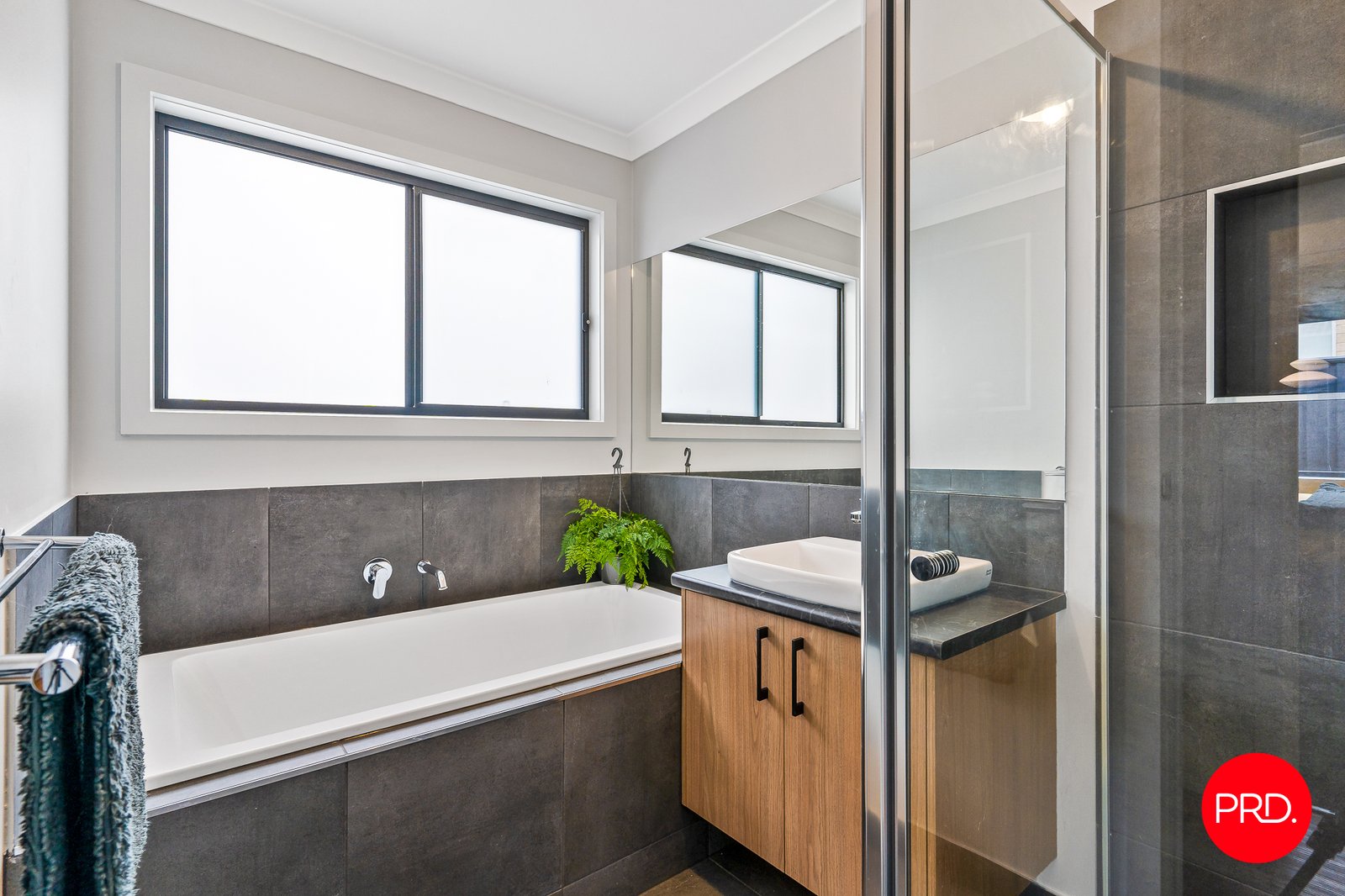 8 Heysen Way HUNTLY 13