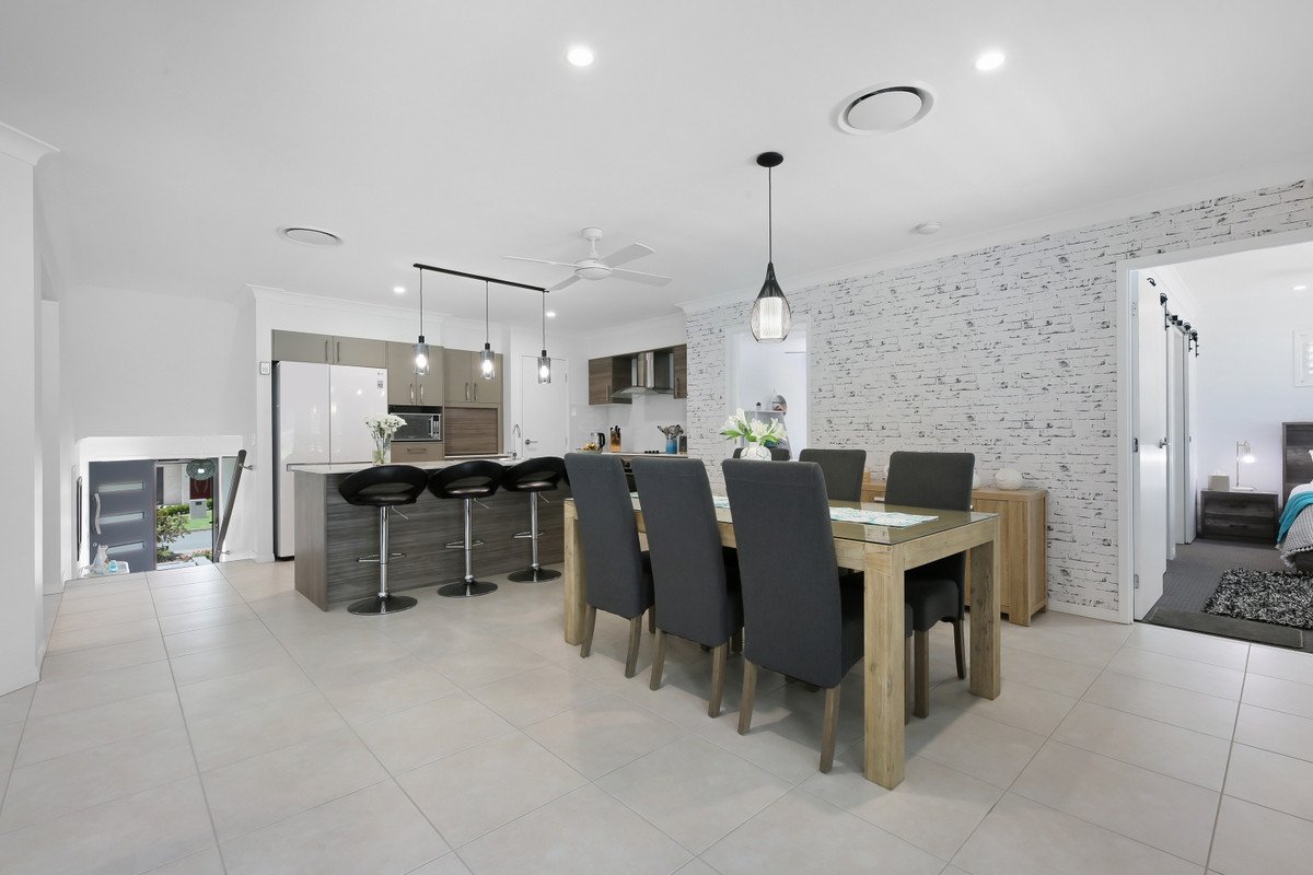 8 Hidden Cove Tallebudgera 12