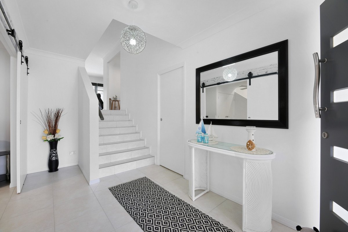 8 Hidden Cove Tallebudgera 22