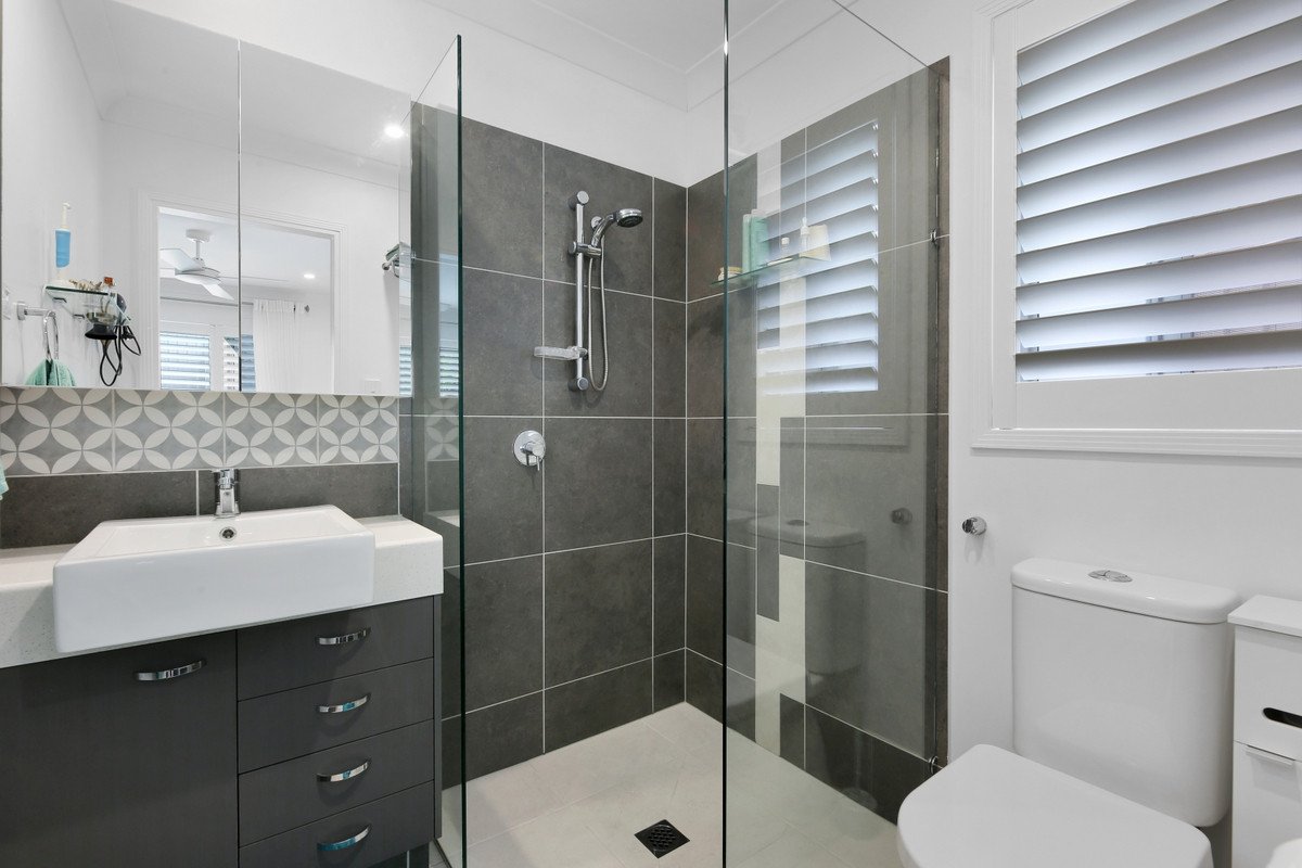 8 Hidden Cove Tallebudgera 16