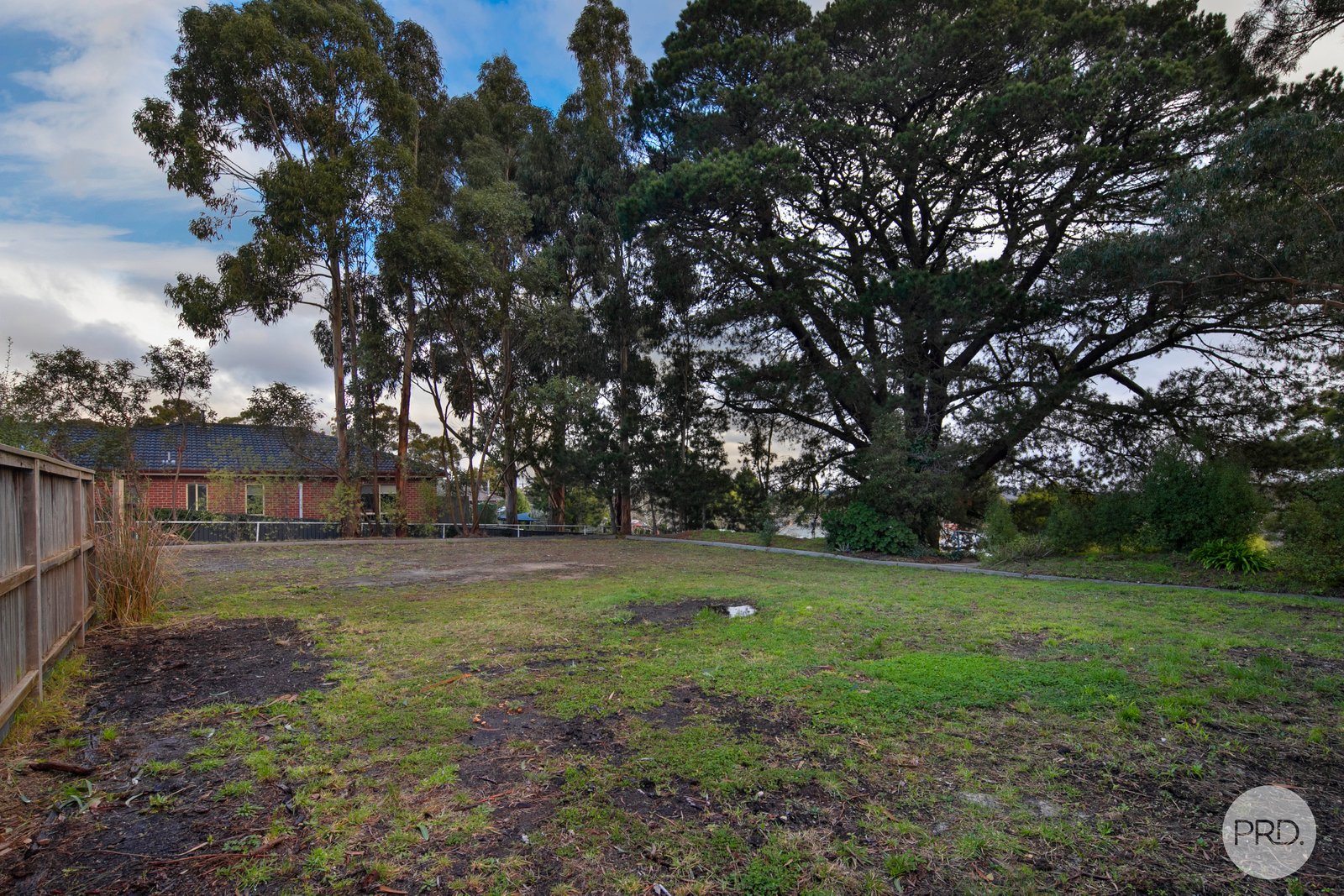 8 Highvista Grove BALLARAT EAST 8