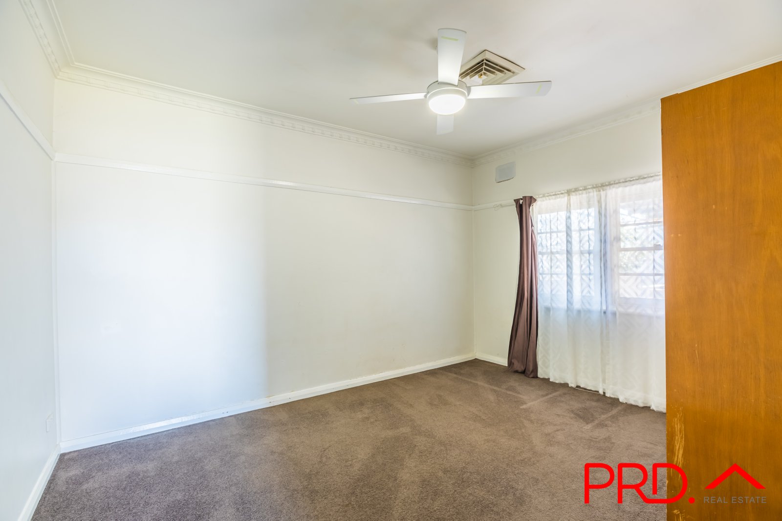 8 Hilton Street SOUTH TAMWORTH 4