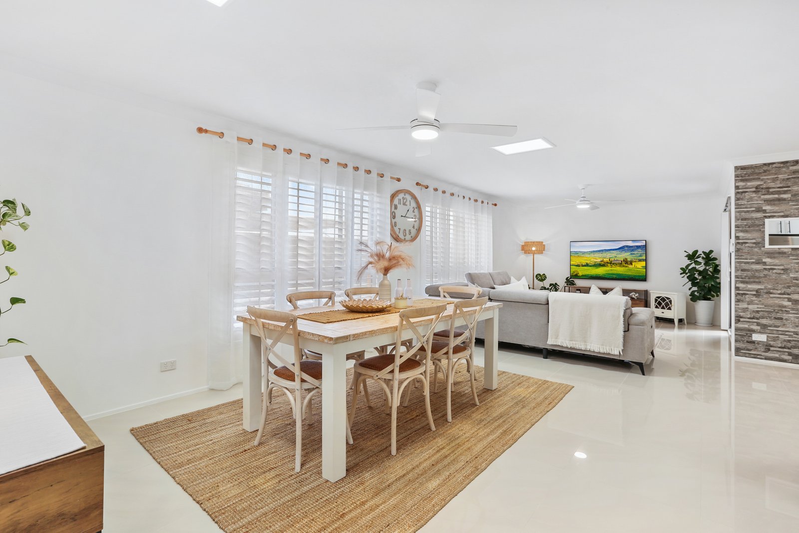 8 Hobbs Street HORSLEY 4