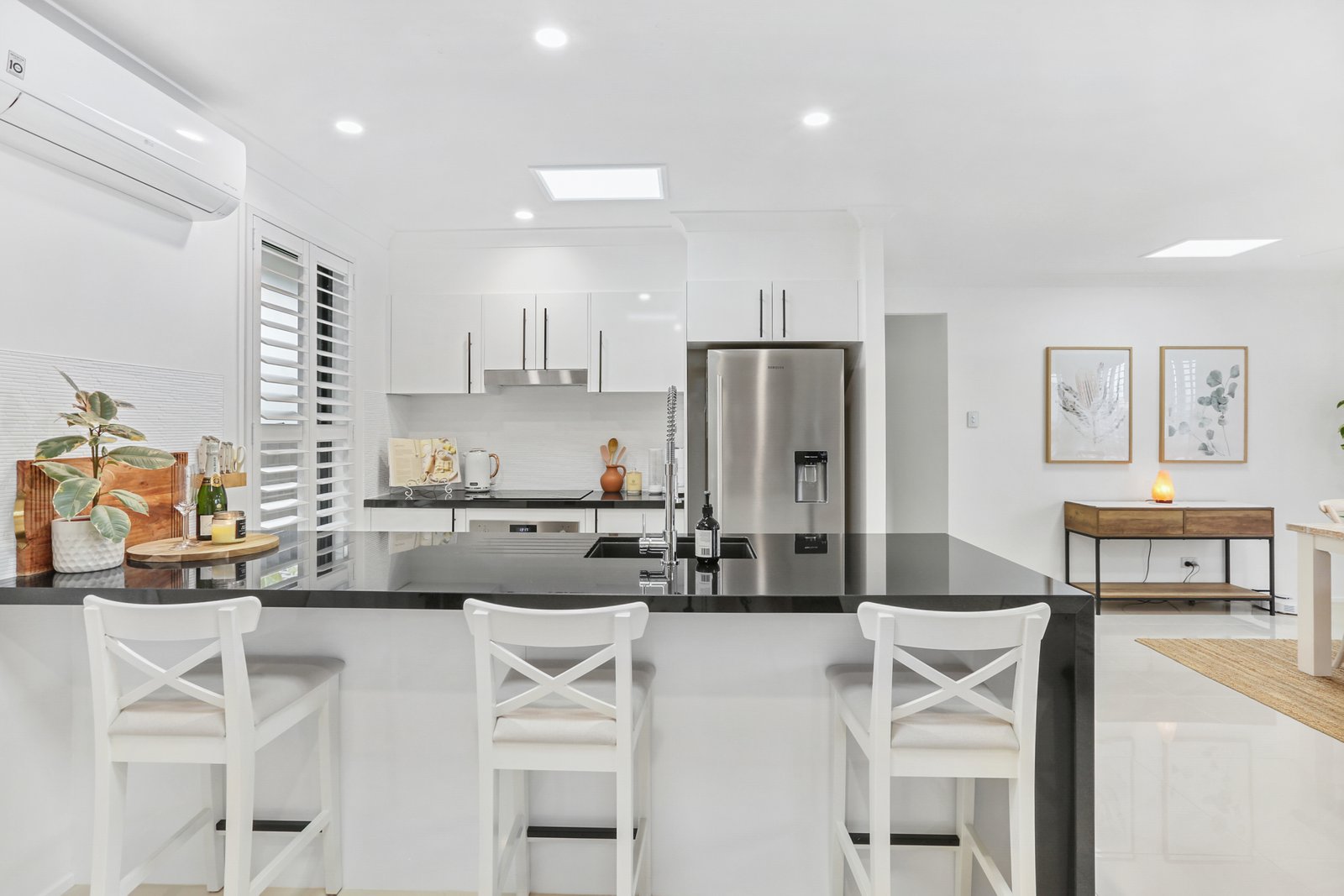 8 Hobbs Street HORSLEY 5