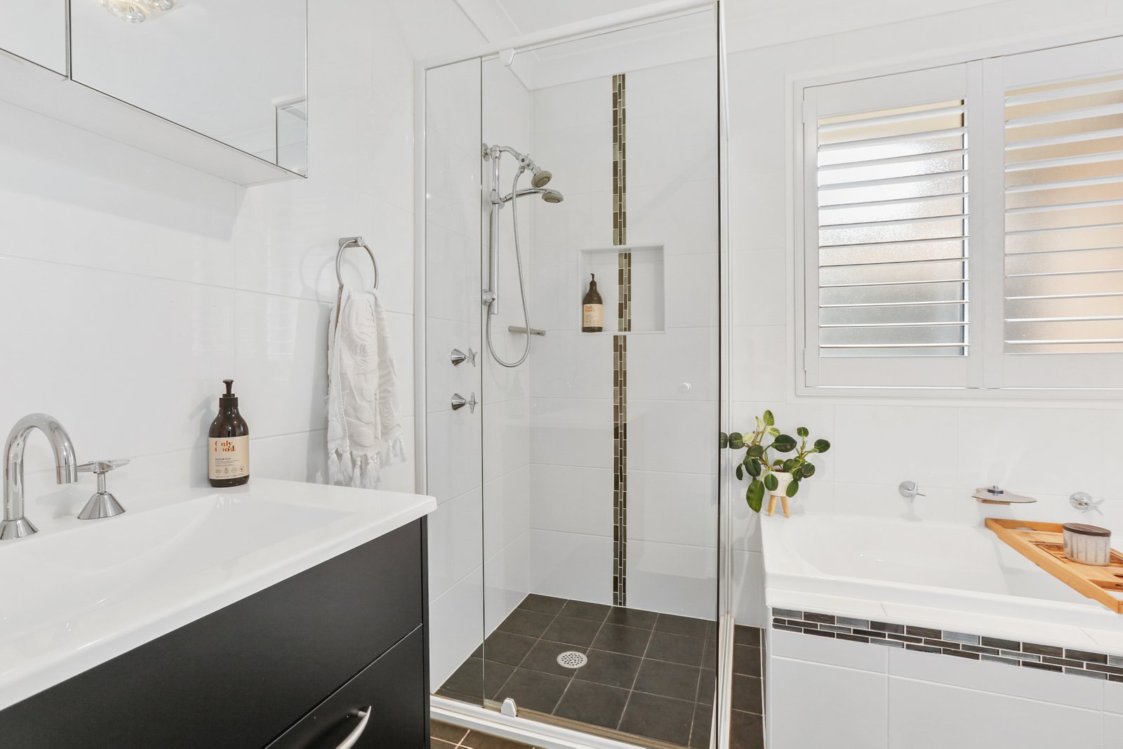 8 Hobbs Street HORSLEY 11