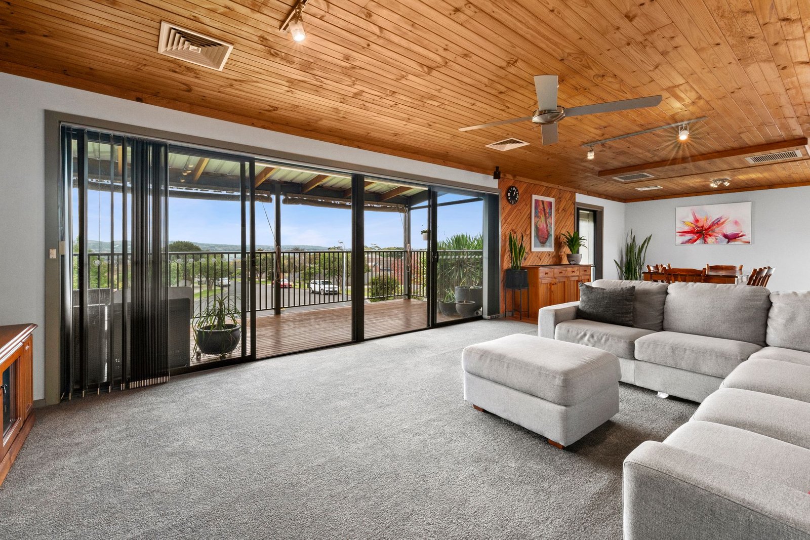 Gallery: 8 Holbein Court