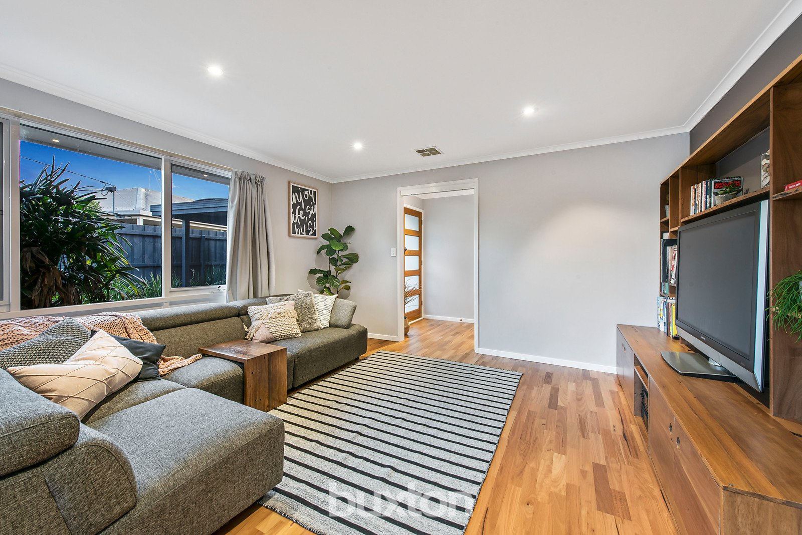Gallery: 8 Holland Avenue