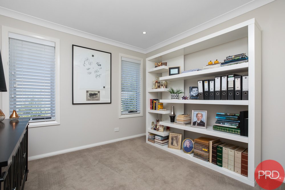 8 Holmes Street ASHTONFIELD 16