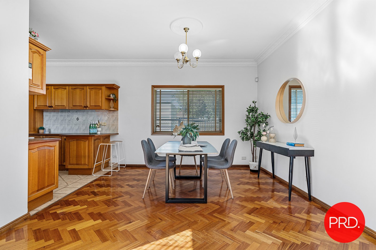 8 Homedale Avenue BEXLEY NORTH 1