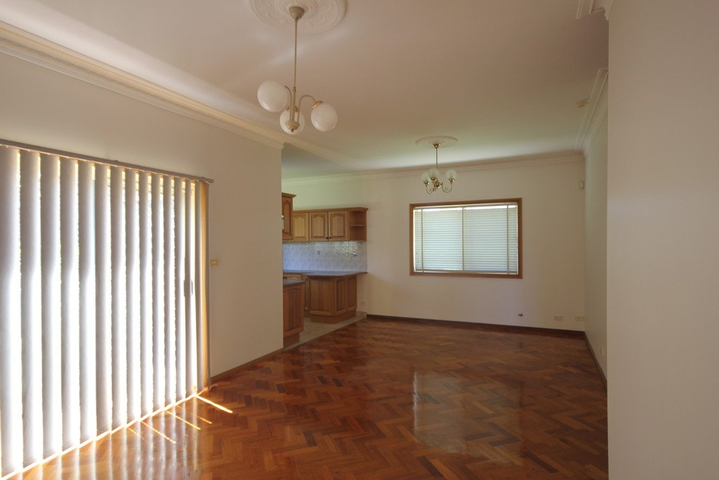 8 Homedale Avenue BEXLEY NORTH 4