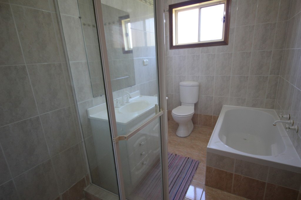 8 Homedale Avenue BEXLEY NORTH 6