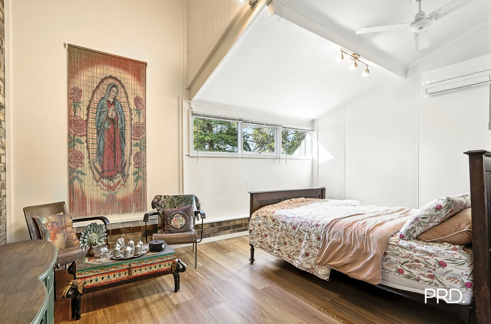 8 Homedale St  Springwood 4