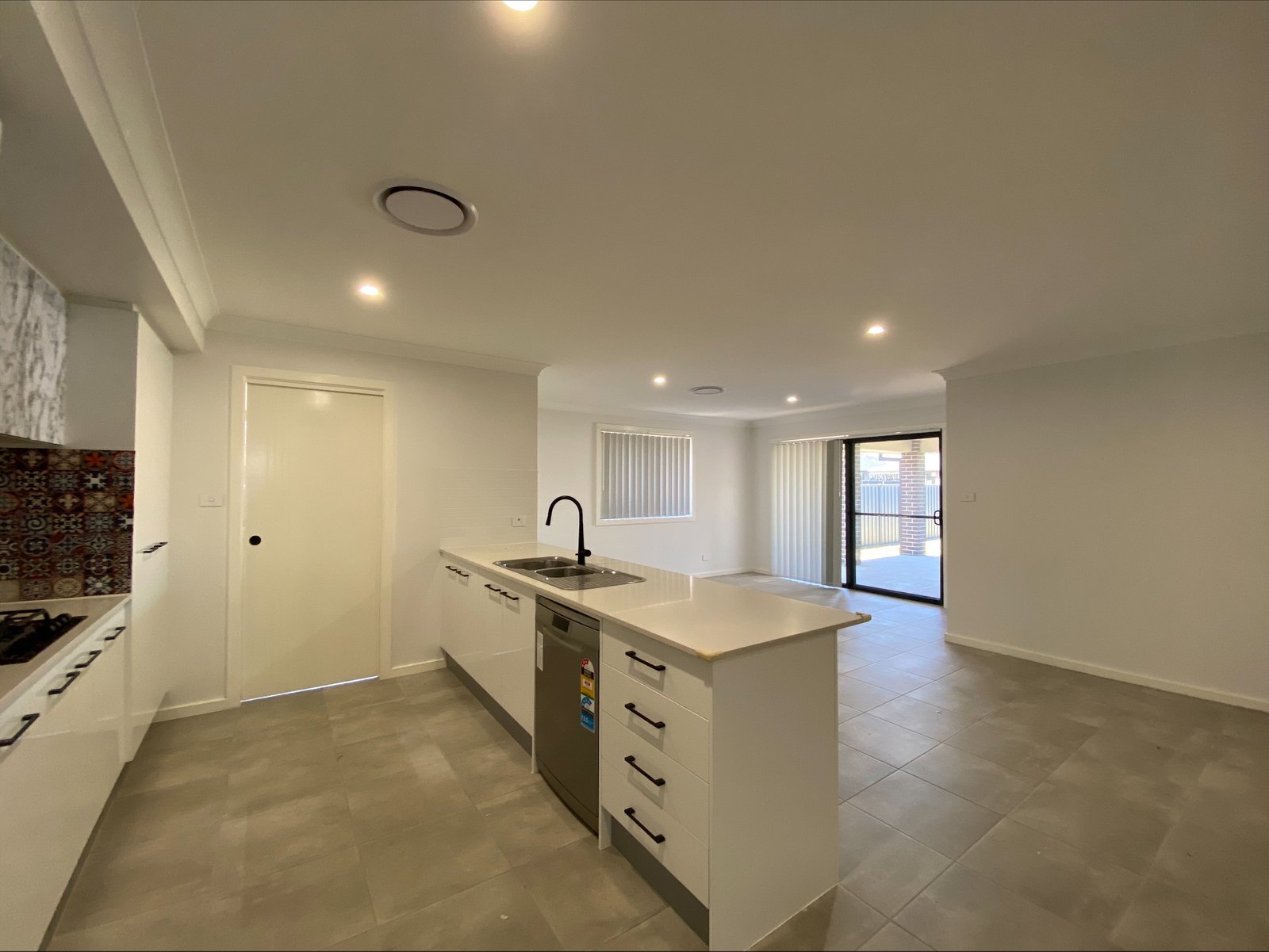8 Homestead Circuit NORTH TAMWORTH 7