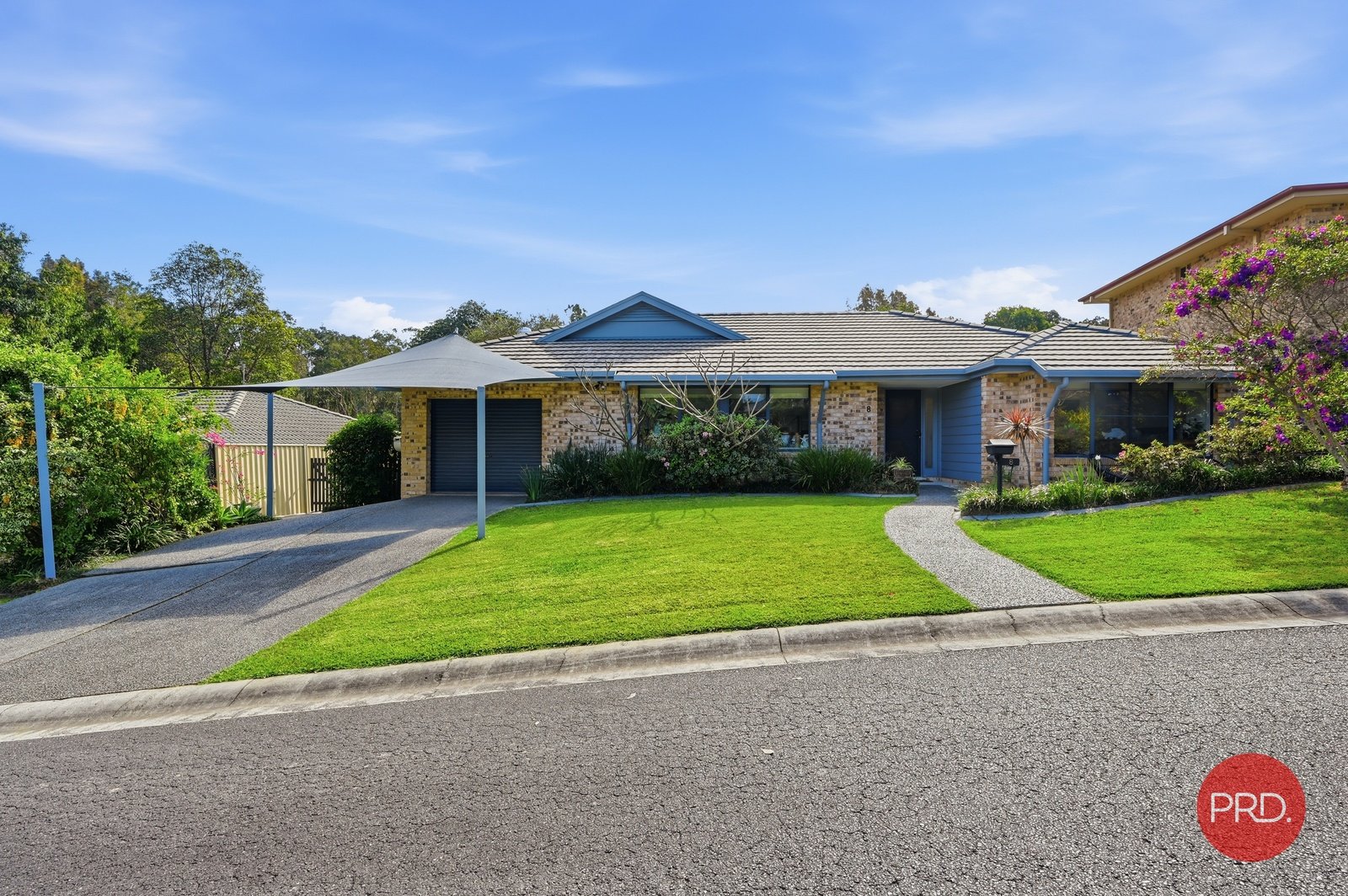 8 Honeyeater Way COFFS HARBOUR 1