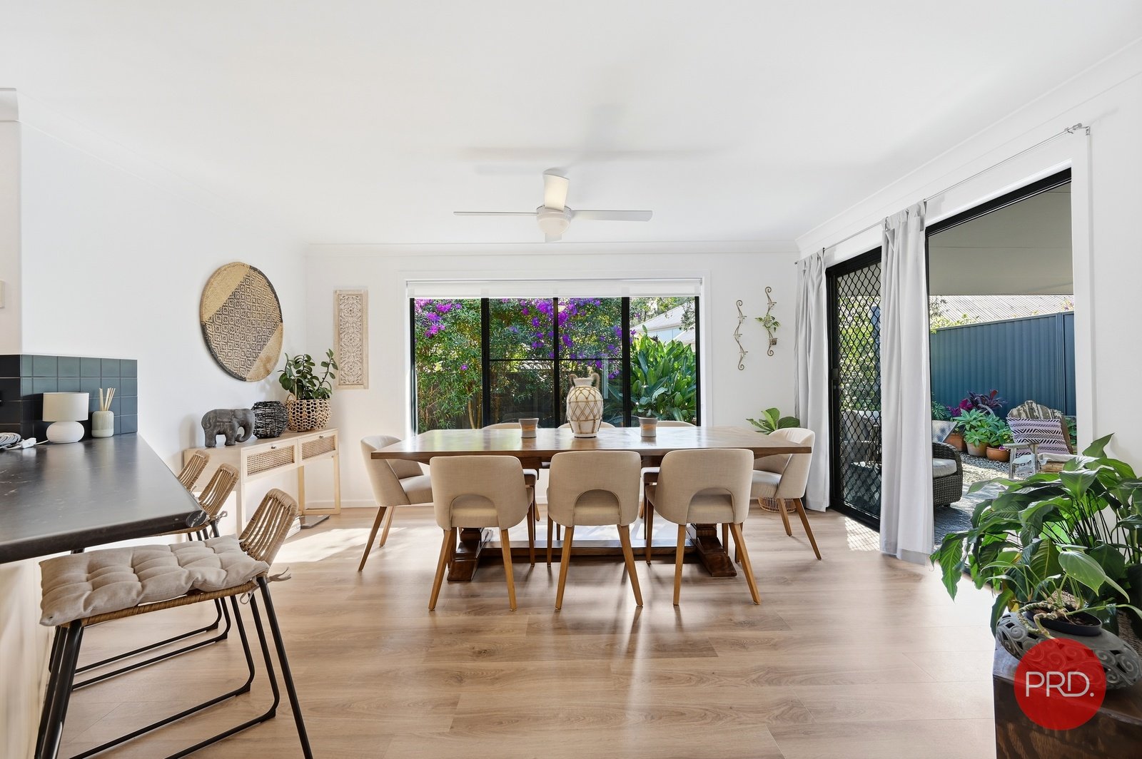 8 Honeyeater Way COFFS HARBOUR 6