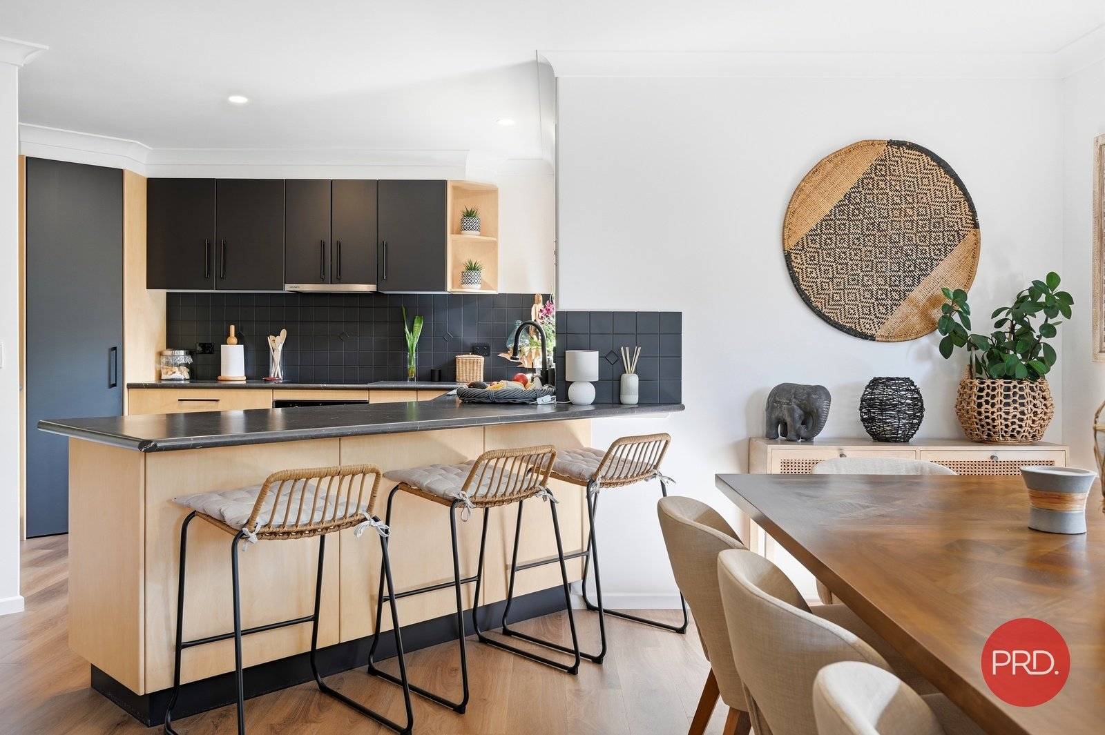 8 Honeyeater Way COFFS HARBOUR 11