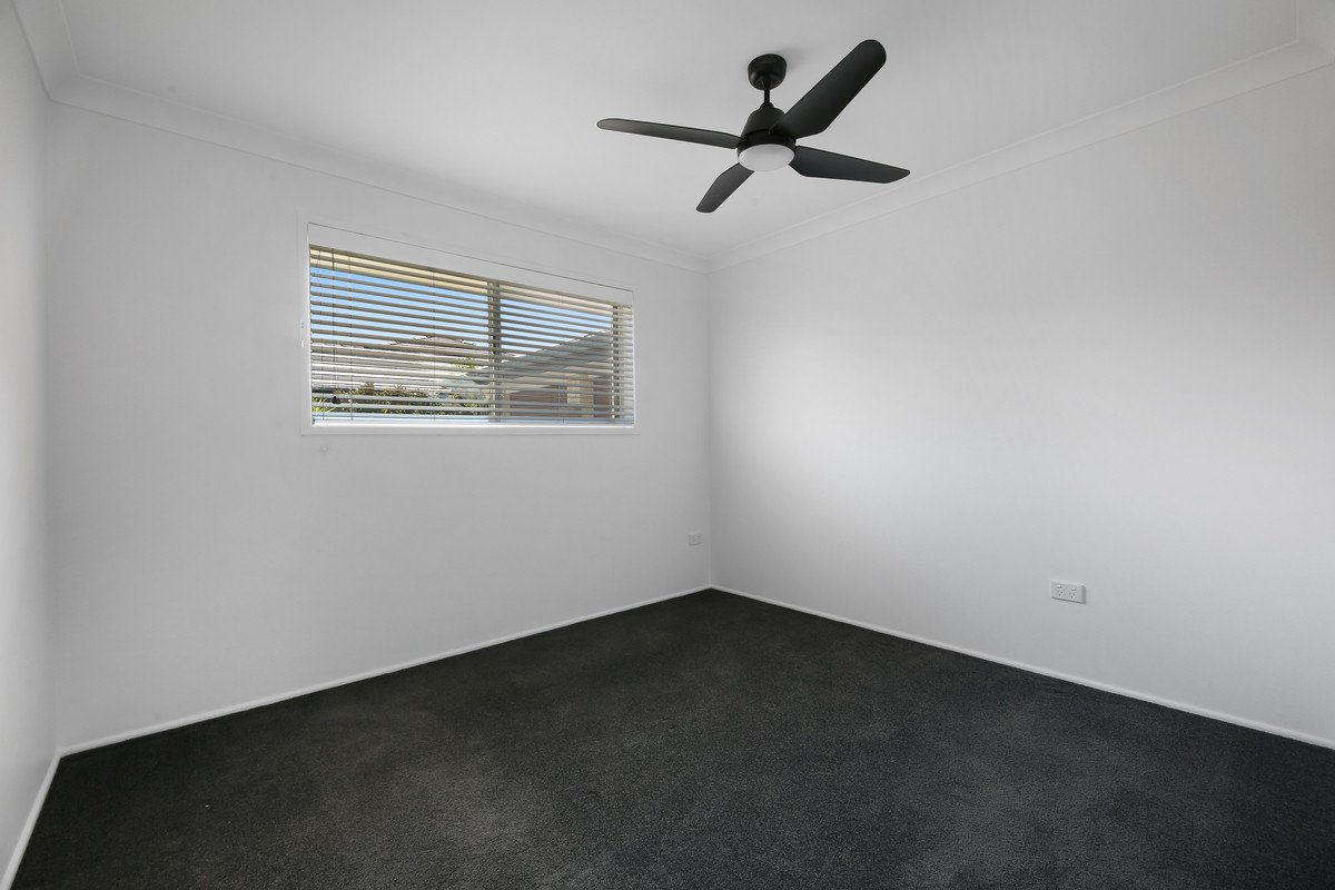 8 Hopbush Street Palm Beach 14
