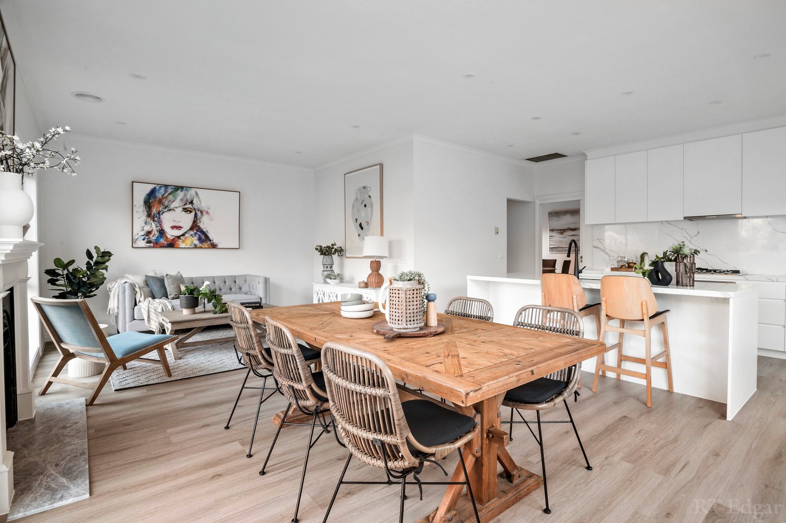 Real Estate and Property in 8 Hope Court, Kew, VIC