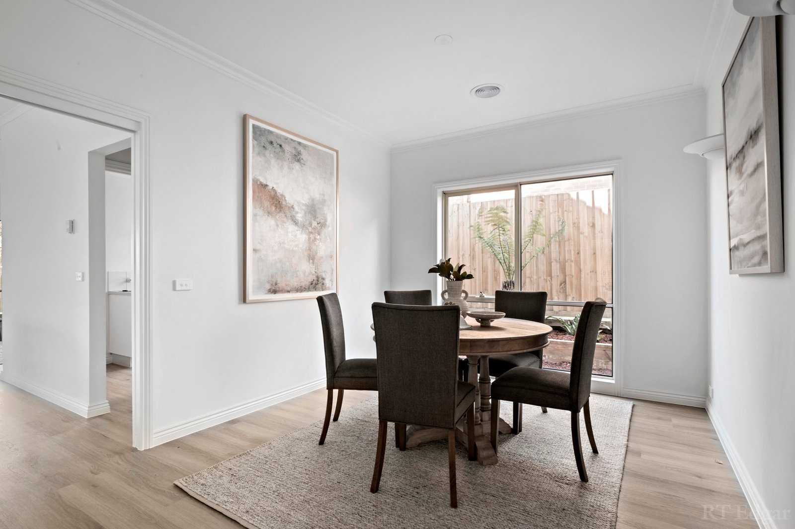 Real Estate and Property in 8 Hope Court, Kew, VIC