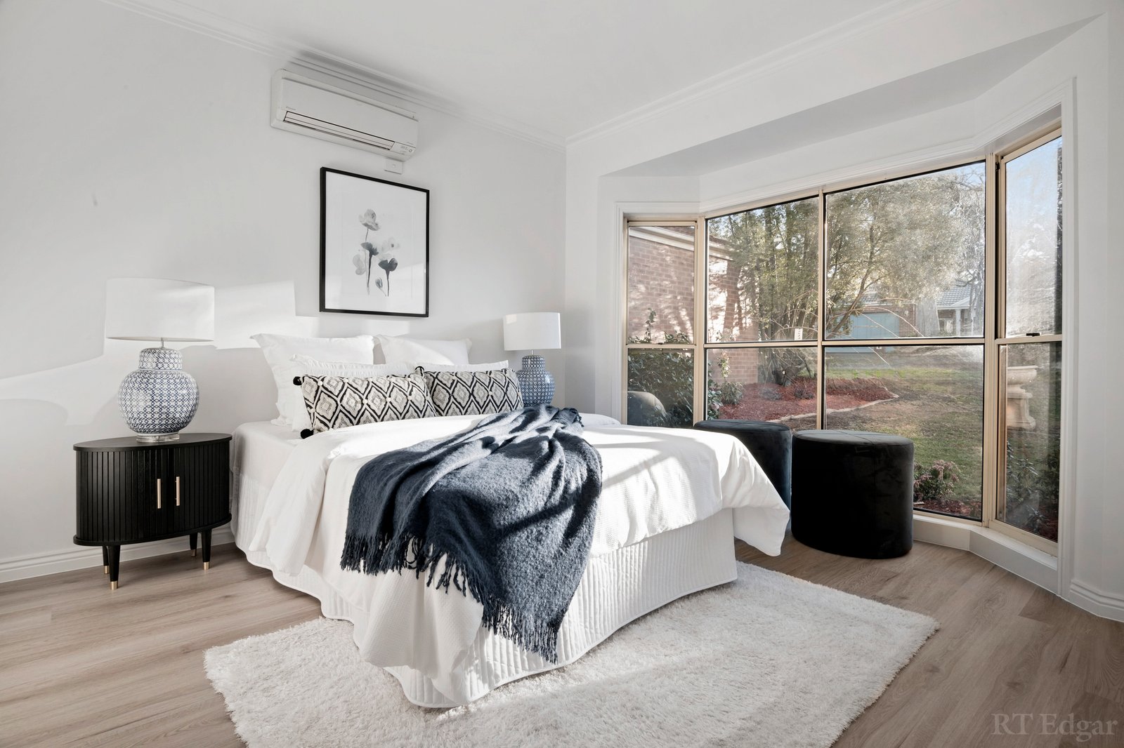 Real Estate and Property in 8 Hope Court, Kew, VIC