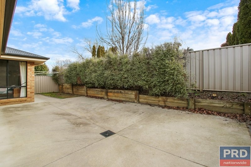 8 Howard Lane GLENROY 10