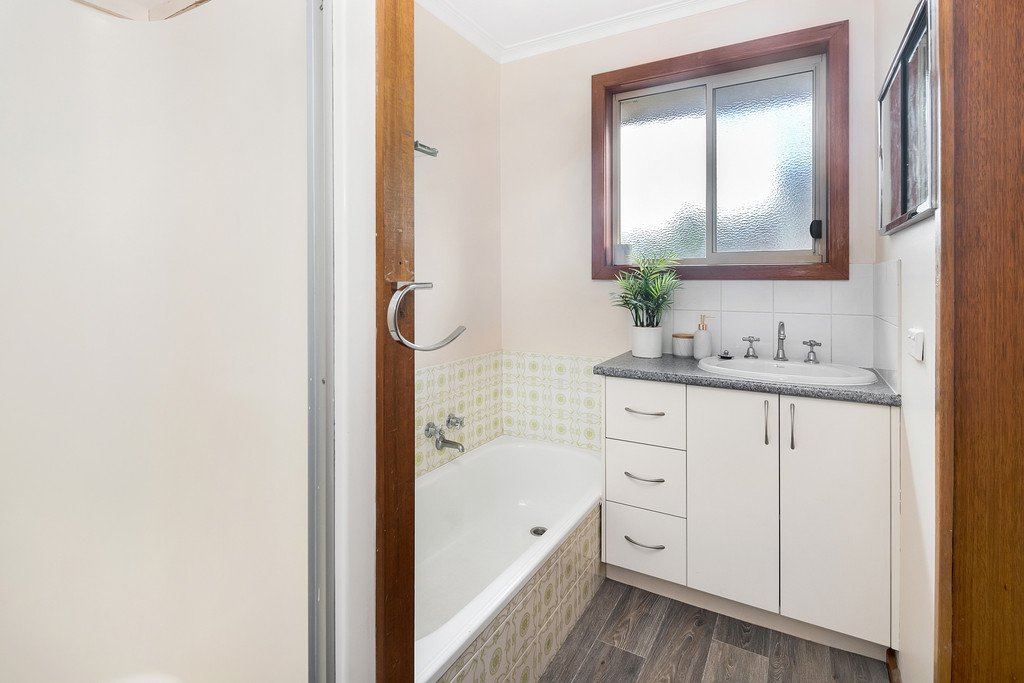 8 Howe Street MINERS REST 5