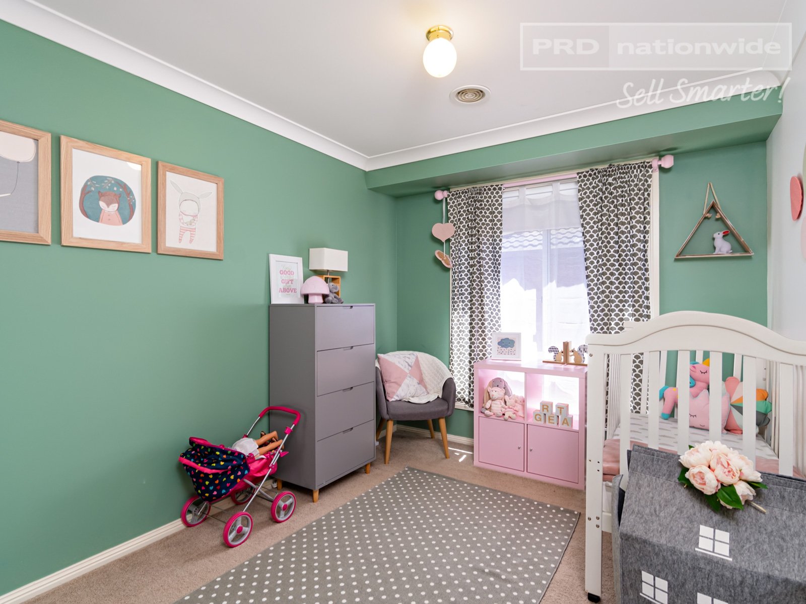 8 Hudson Drive LLOYD 5